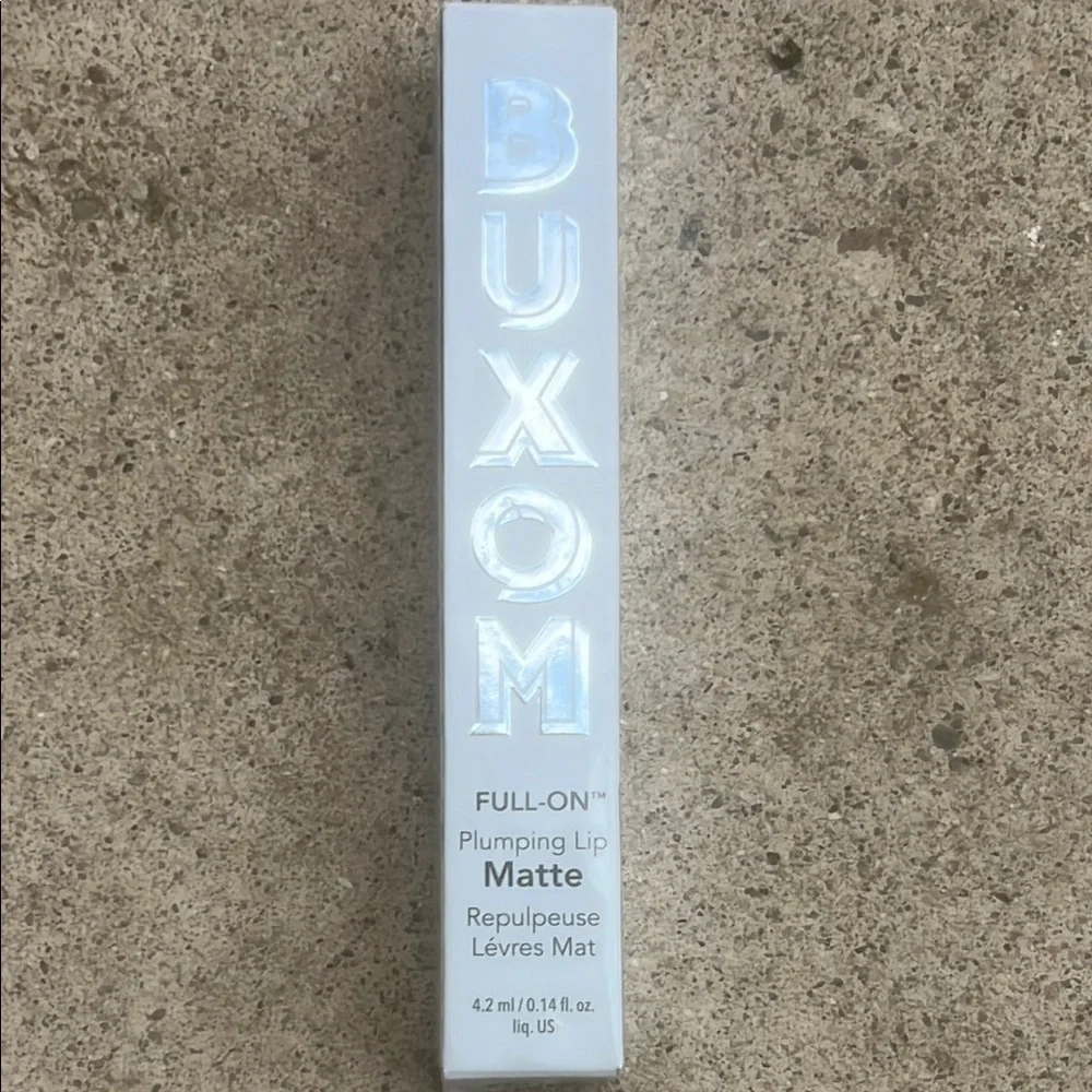 Buxom full lip